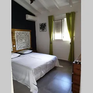  Hébergement de vacances Chez Sam Guadeloupe
